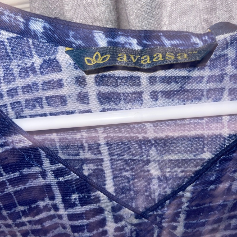 Avaasa Blue and White Patterned Top